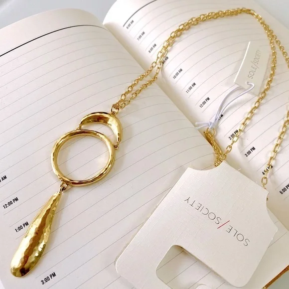 Sole Society Hammered 12k Gold-Plated Open Ring Pendant Necklace - Picture 3 of 10